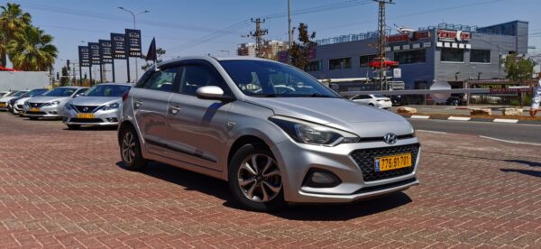יונדאי i20