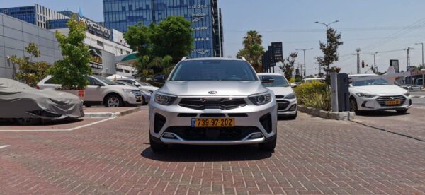 ⁦קיה סטוניק GT 2021⁩ – תמונה ⁦4⁩