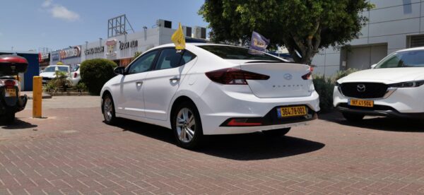 ⁦יונדאי אלנטרה 2021⁩ – תמונה ⁦3⁩