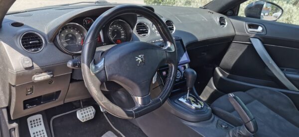 ⁦פיג'ו RCZ פרימיום 2011⁩ – תמונה ⁦10⁩